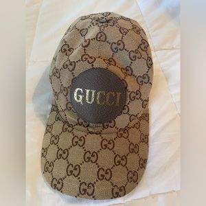 Gucci GG canvas baseball hat